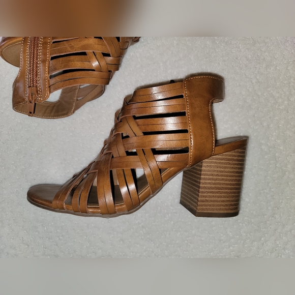 Jellypop Shoes - Picture 5 of 11